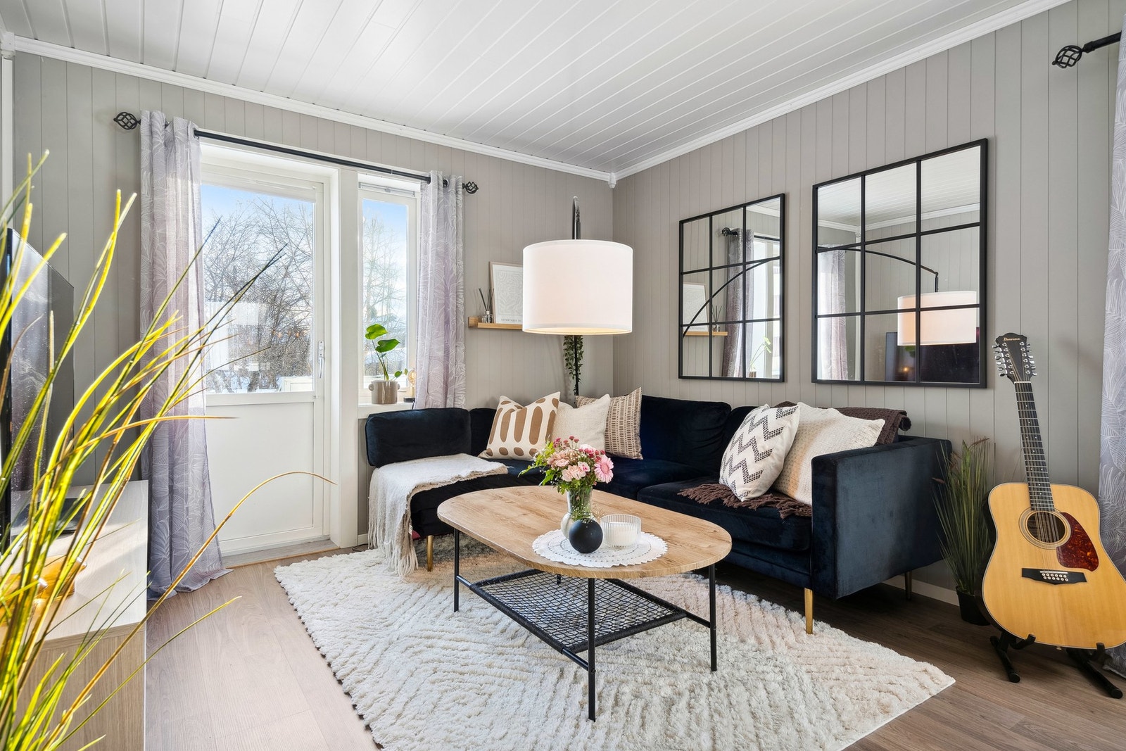 Utgang til sørvendt balkong på ca. 5 m². Galleribilde