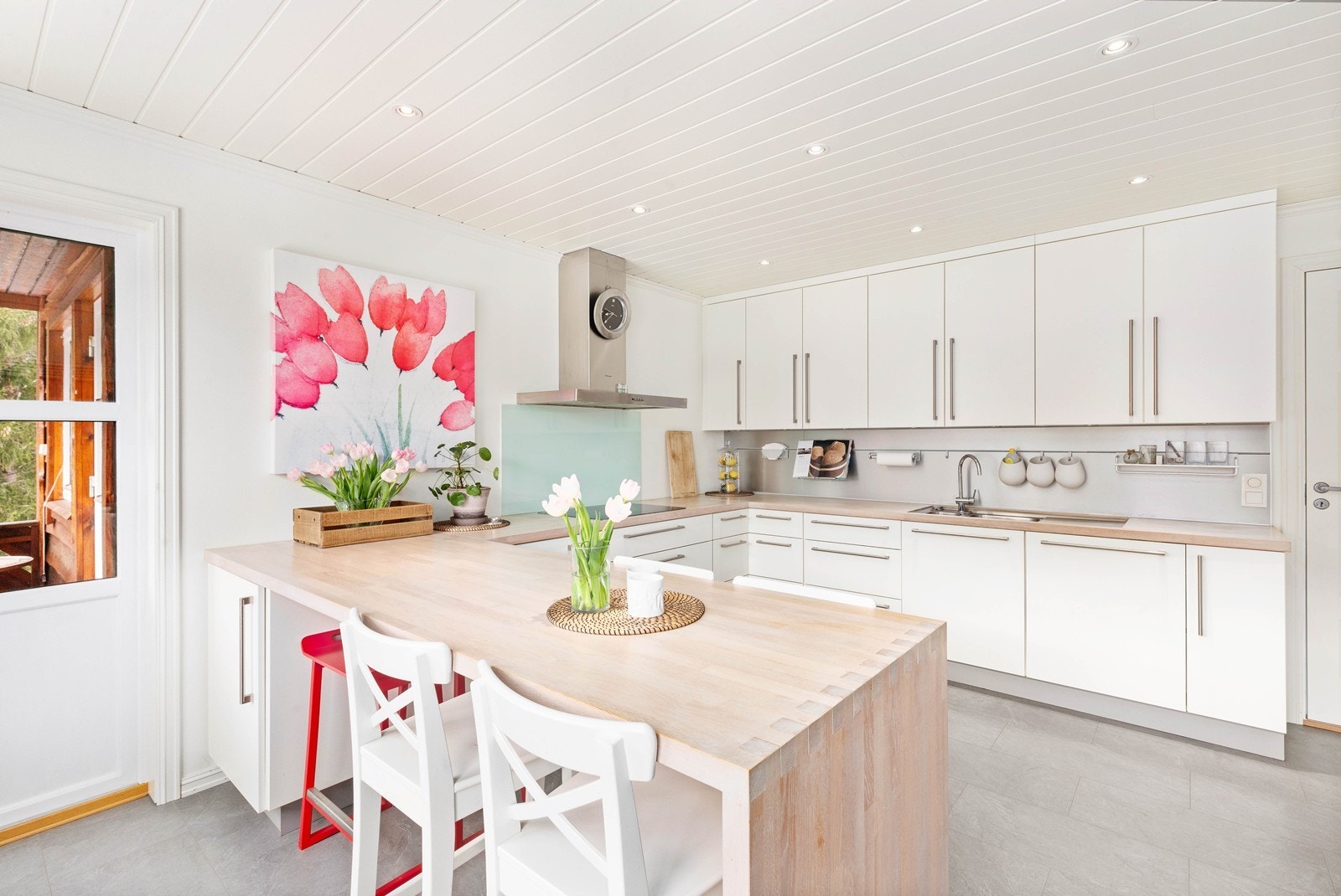 Flott Hamran kjøkkeninnredning fra 2011 Galleribilde