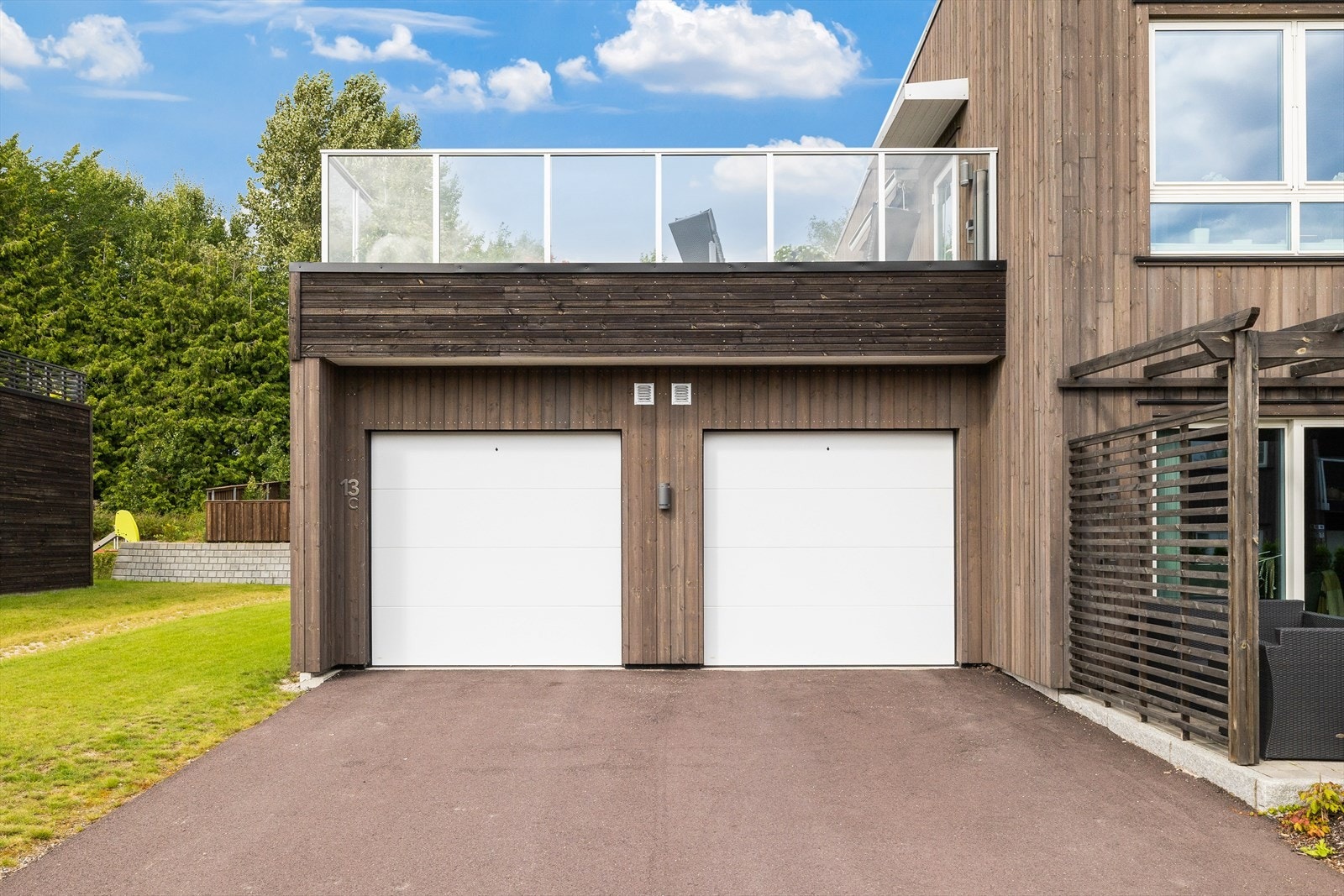ca 23 kvm garasje m/elbil-lader Galleribilde
