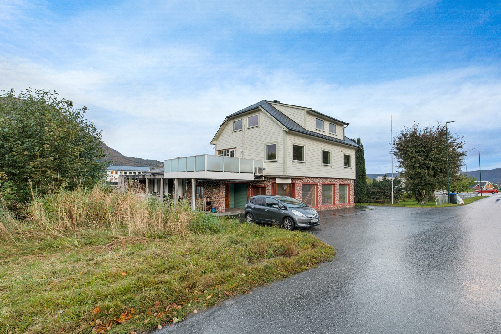 Velkommen til Kyrkjevegen 185! Galleribilde