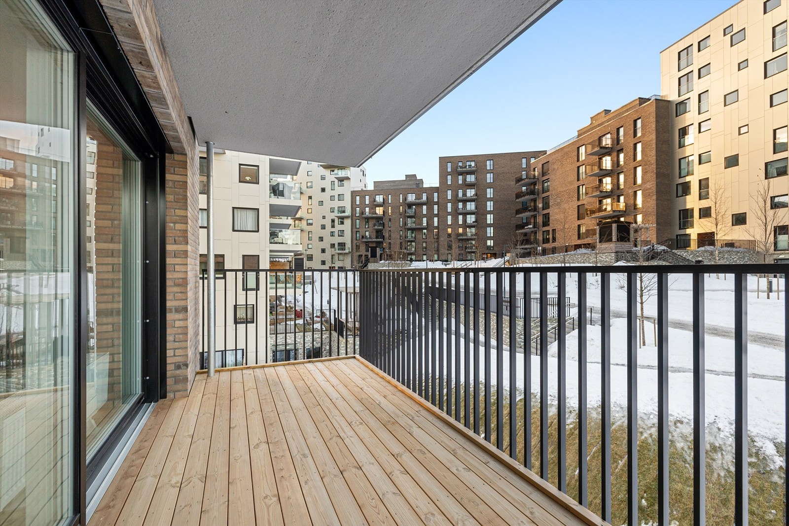 Innred balkongen slik du ønsker det! Her kan man nyte varme sommerdager Galleribilde