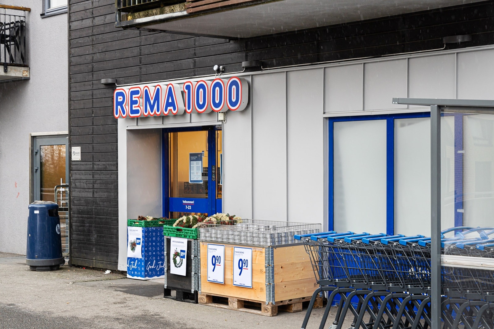 Rema 1000 ligger rett ved Galleribilde