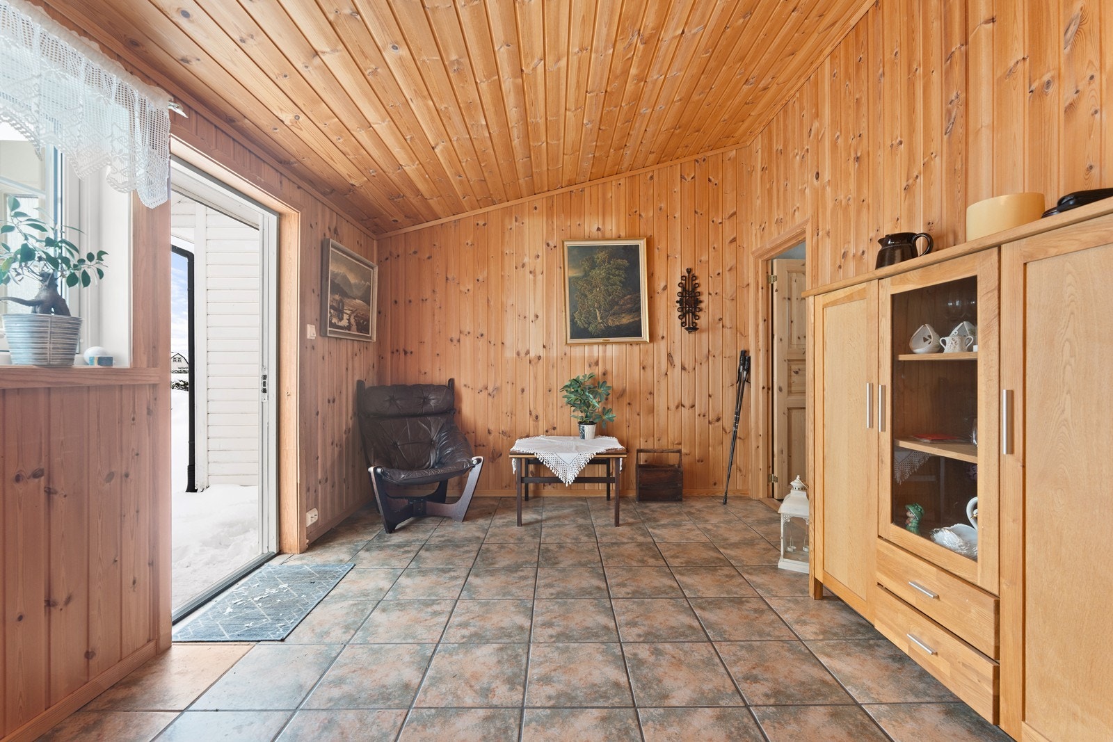 Hall/ stue med sittekrok. Galleribilde