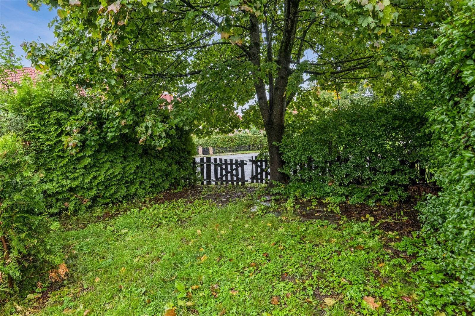 1 stk. parkeringsplass på tomt følger boligen. Galleribilde