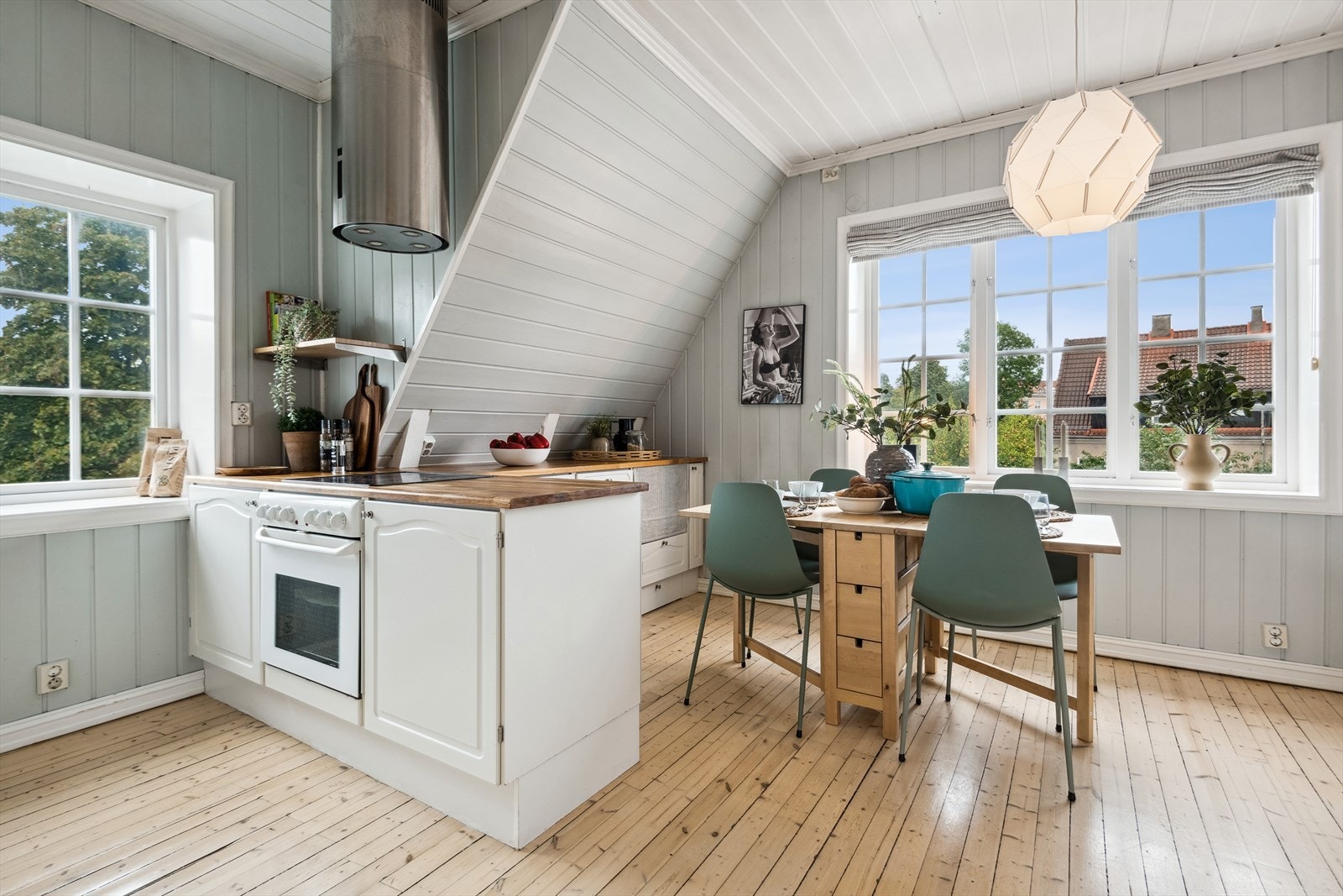 Alle hvitevarer på kjøkken følger boligen. Galleribilde