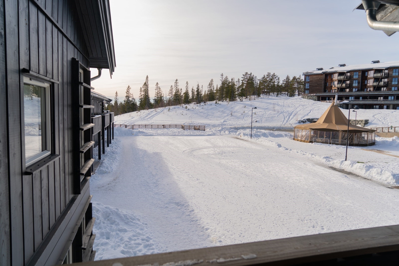 Utsyn fellesbalkong. Galleribilde