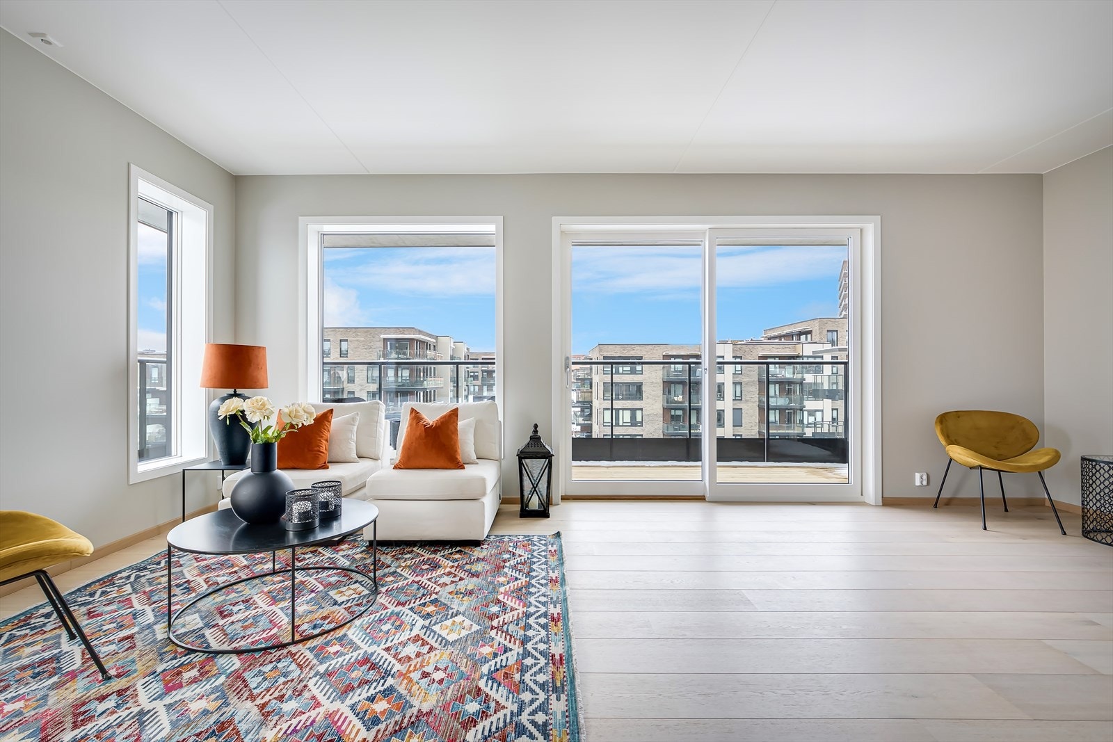 Boligen har en god planløsning og inneholder: Stue/kjøkken, 2 soverom, bod, bad og entré. Galleribilde