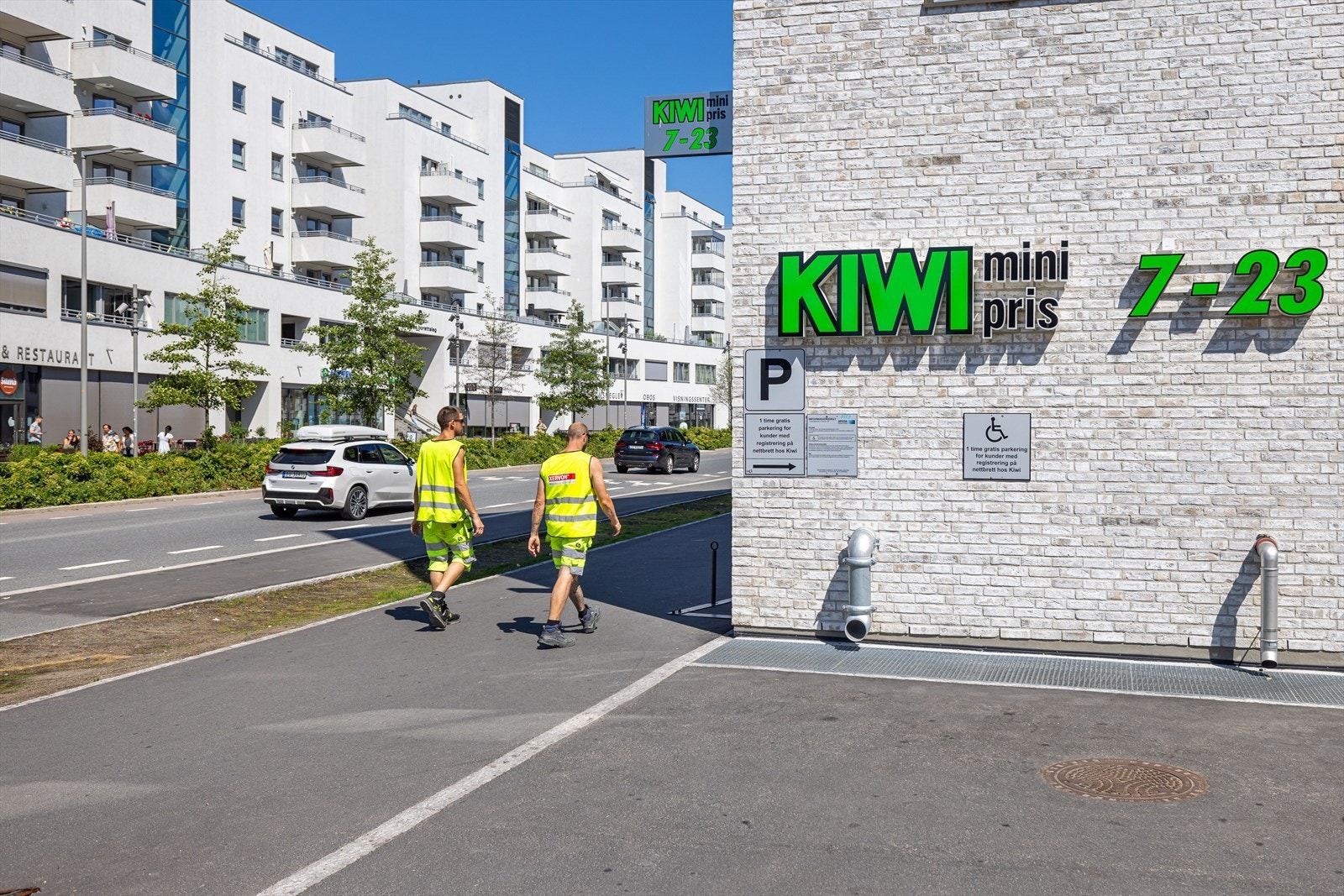 Flere matbutikker i området! Galleribilde