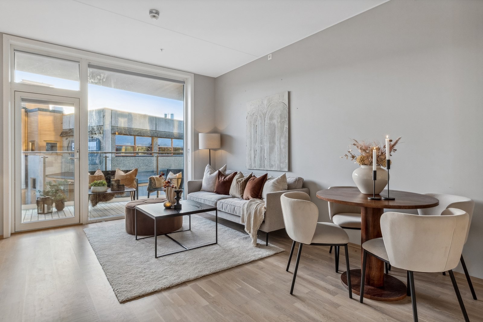 Aktiv Eiendomsmegling v/ Marius Kvalvik har gleden av å presentere Industriveien 1 J - en moderne 3-roms selveierleilighet fra 2019. Galleribilde