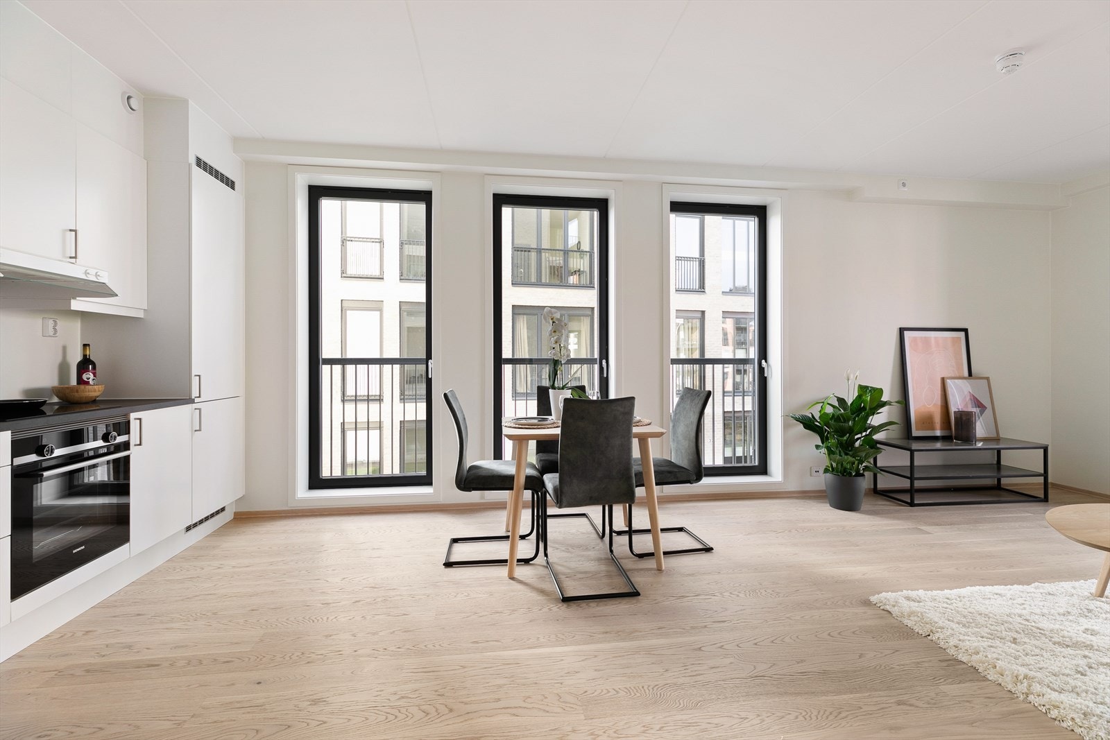 Plass til spisestue Galleribilde