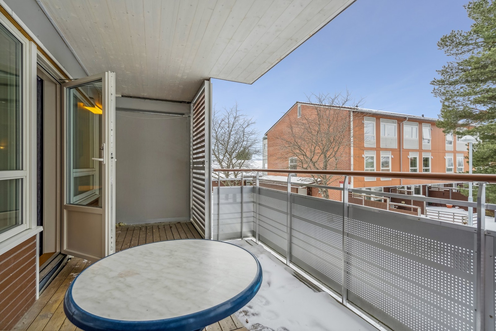 Balkongen er på 11 kvm. Galleribilde