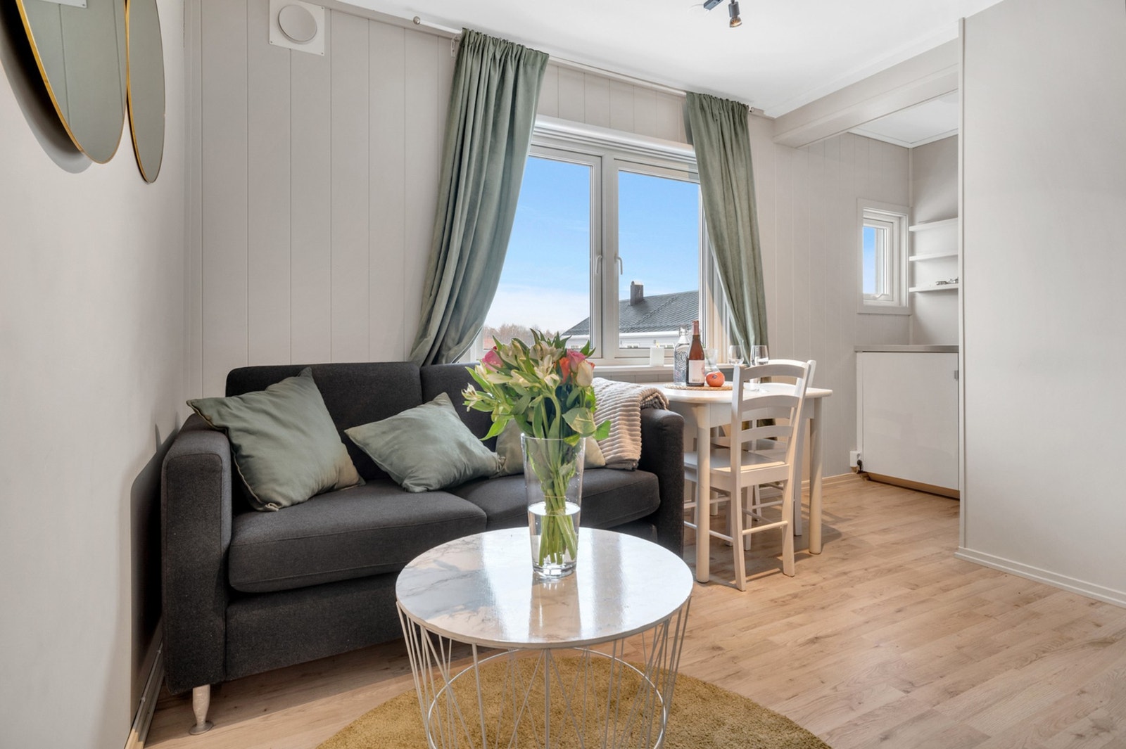 Alle vinduer i leiligheten ble skiftet i perioden 2011-2019. Galleribilde