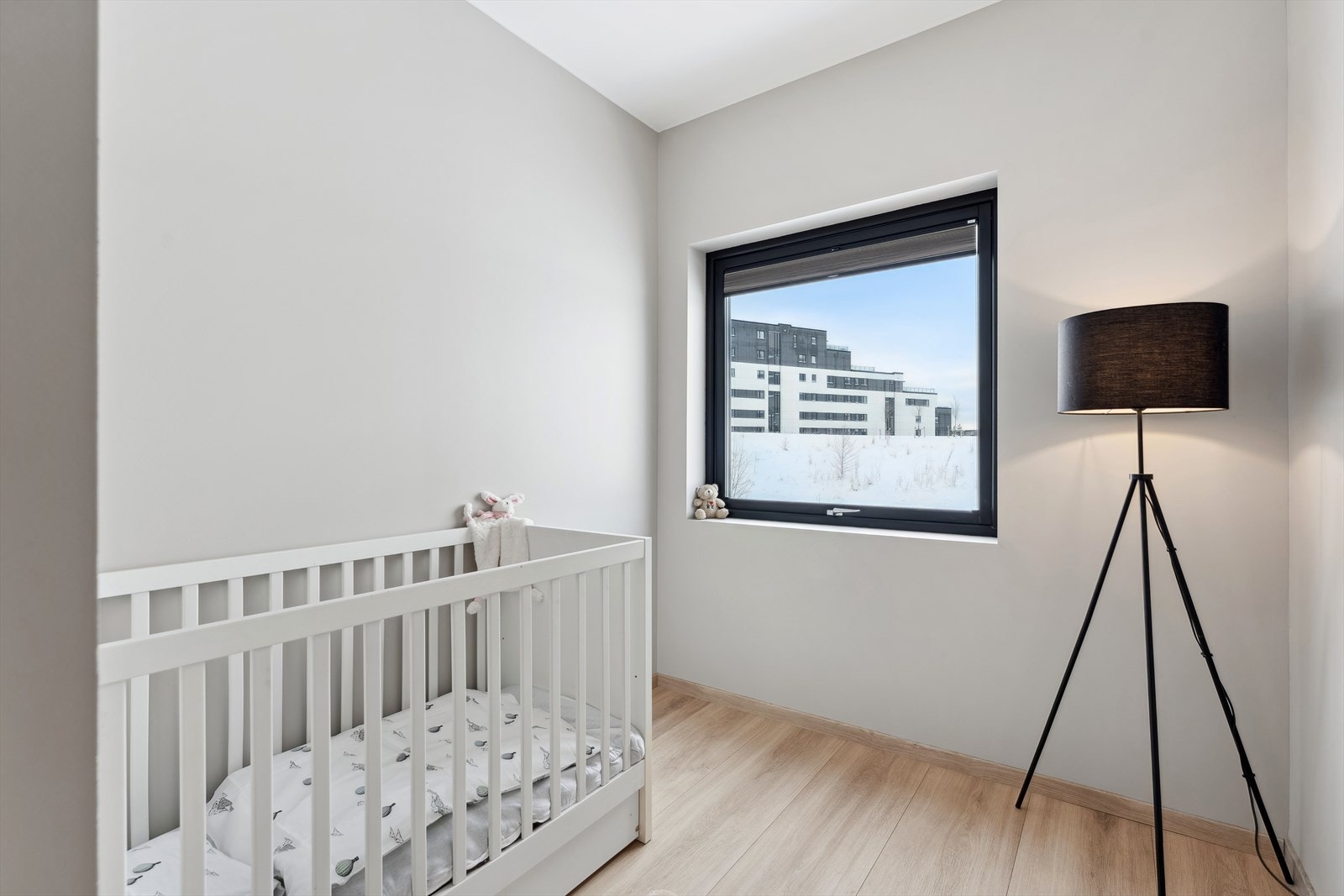 Med hele fire soverom er det god plass til familier med flere barn. Galleribilde