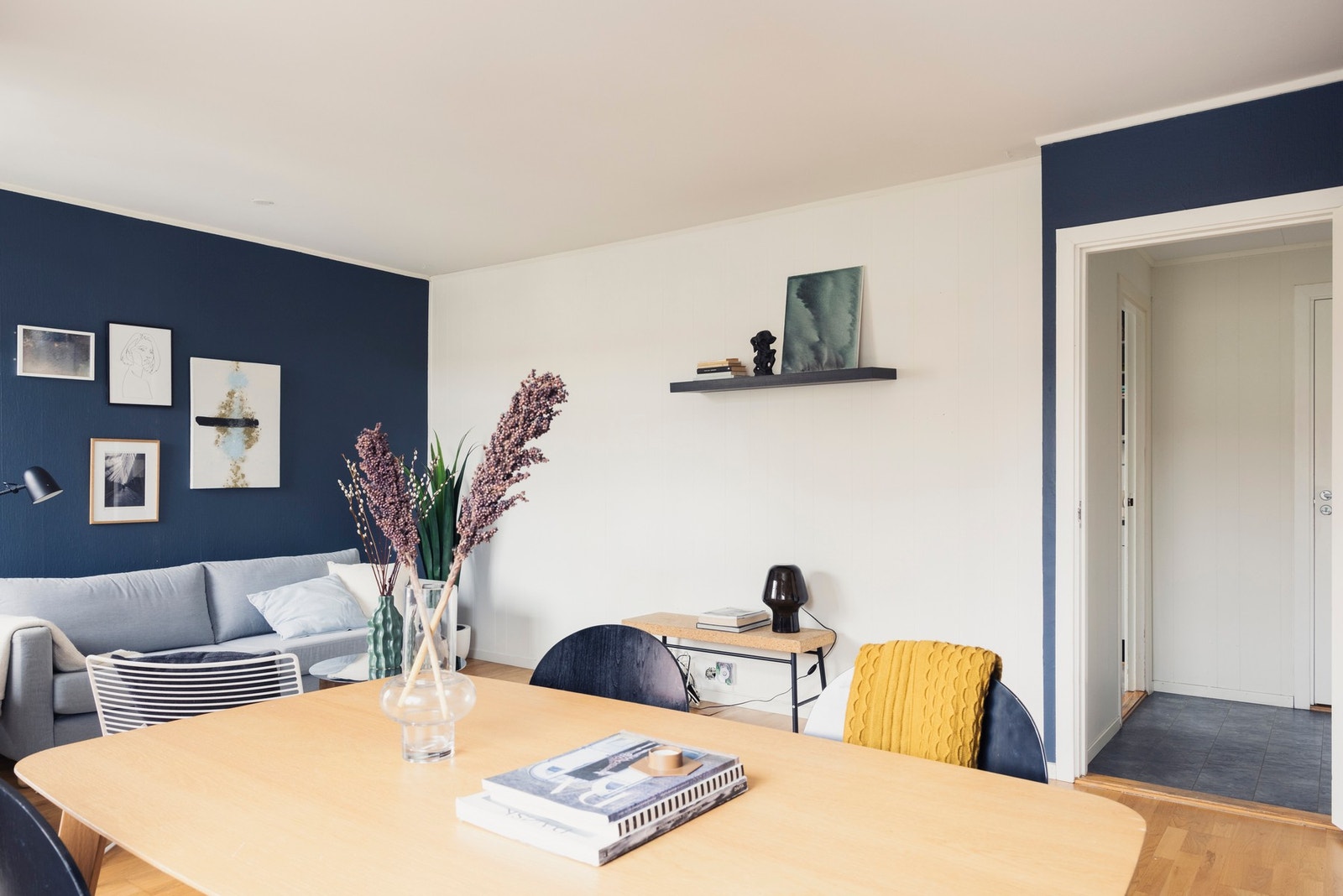 Stilrene fargevalg. Galleribilde