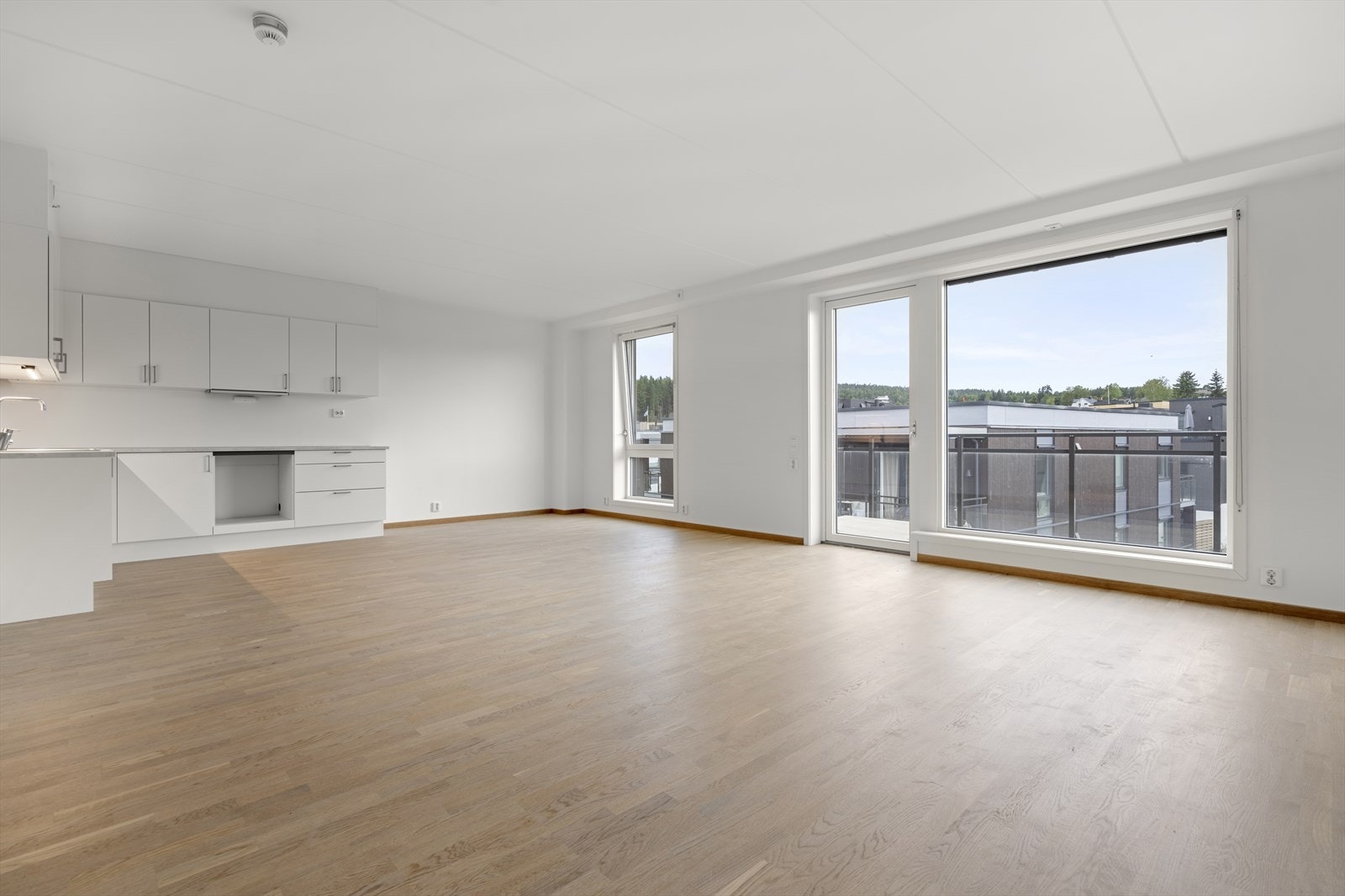 Dette er en delikat leilighet med mange store vindusflater som slipper inn mye lys. Galleribilde