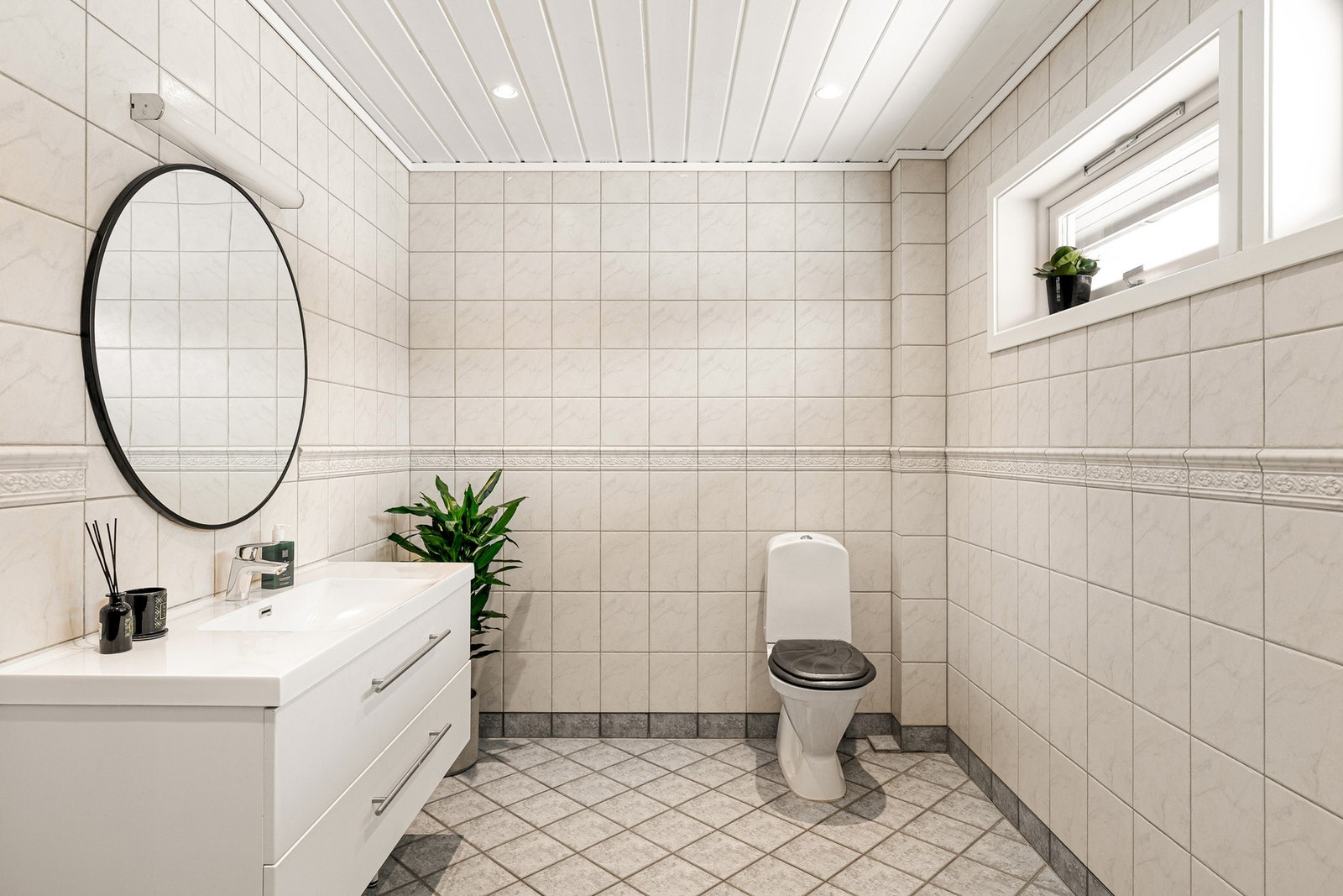 Badet i hoveddelens 1. etasje. Galleribilde