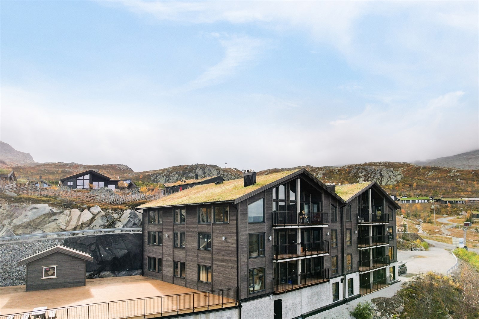 EiendomsMegler1 ved Halvor Østerli presenterer Toreskyrkjavegen 213! Galleribilde