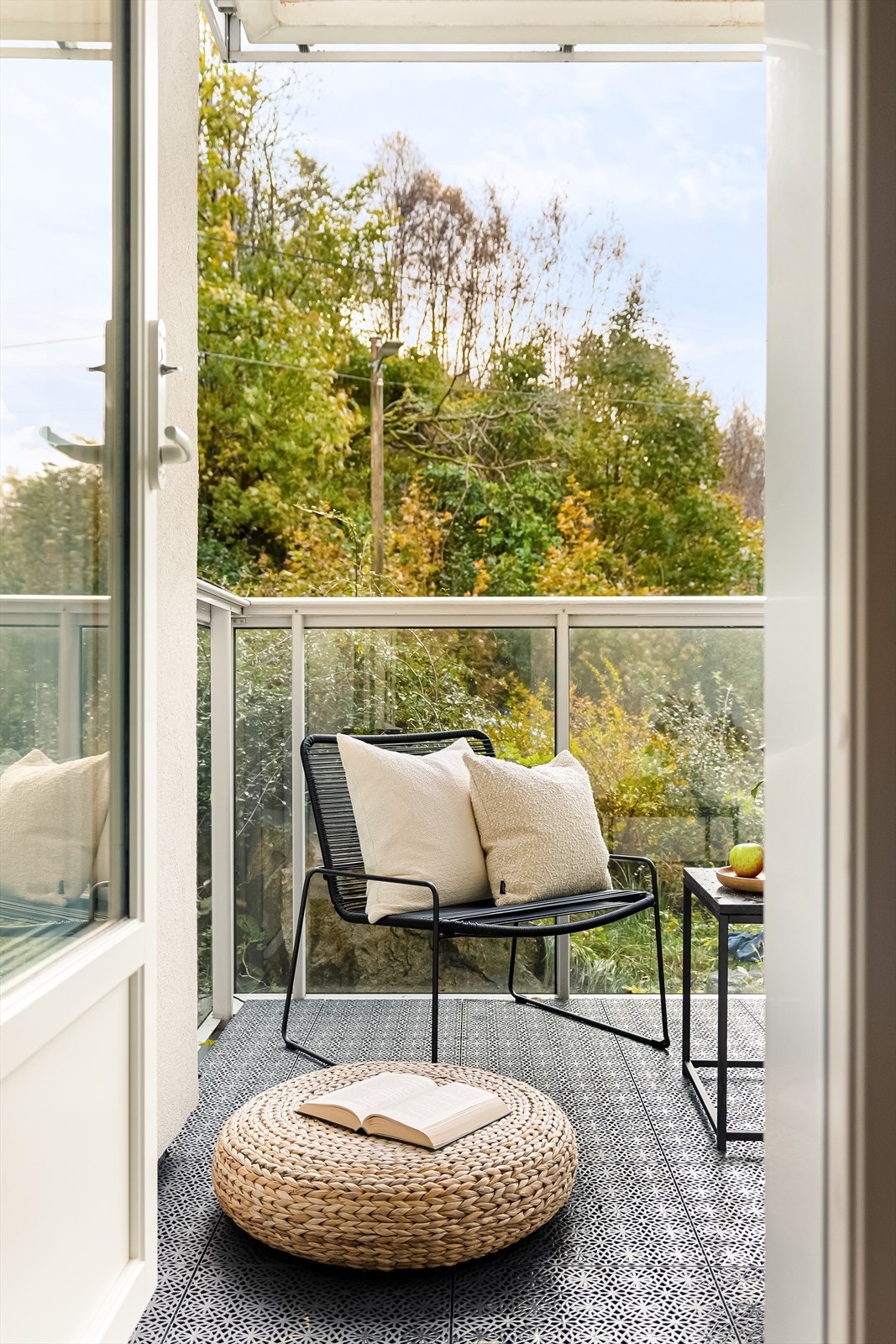 - Herlig balkong med flott glassrekkverk - Galleribilde