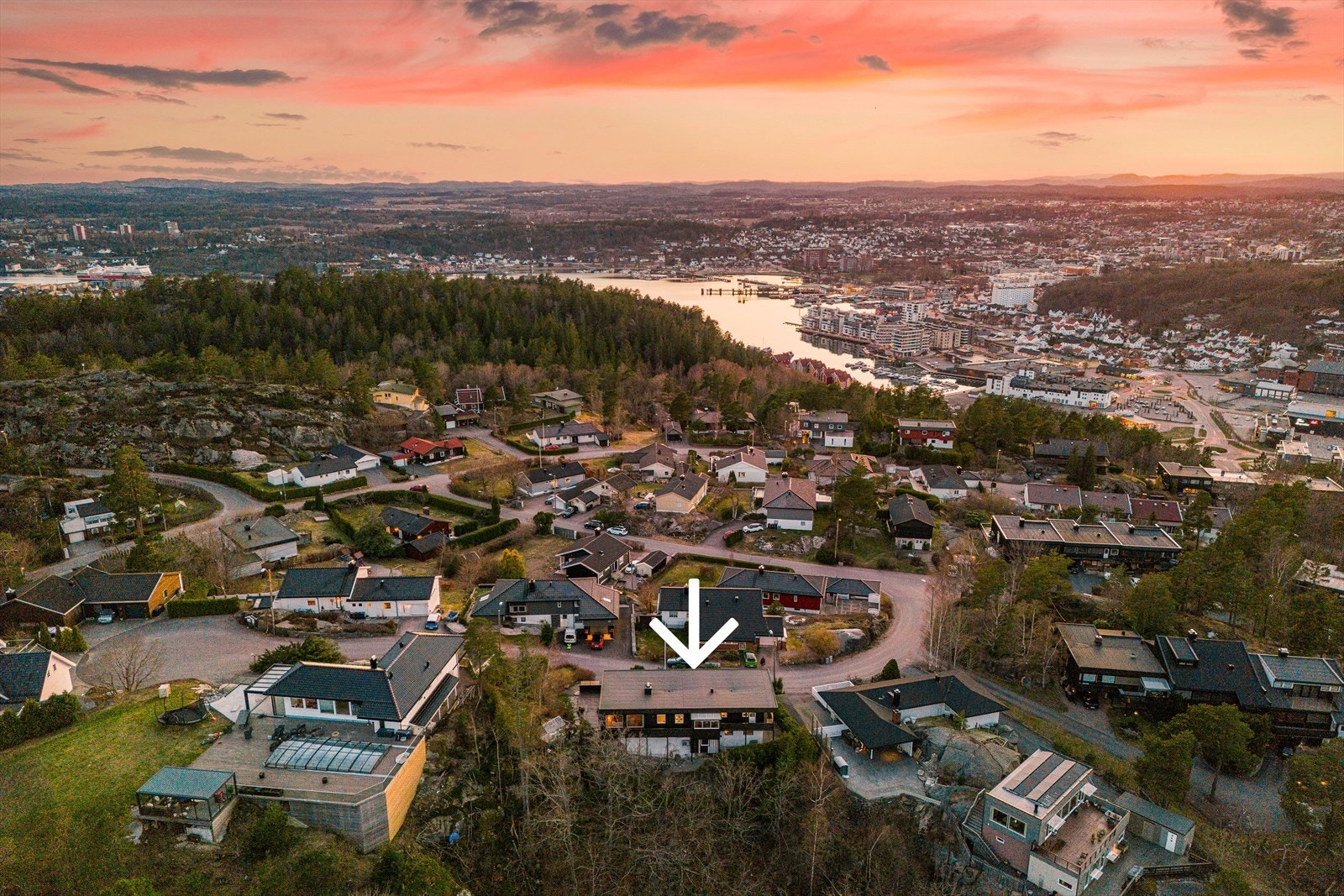 Romslig funkis med flere bruksmuligheter ! Galleribilde