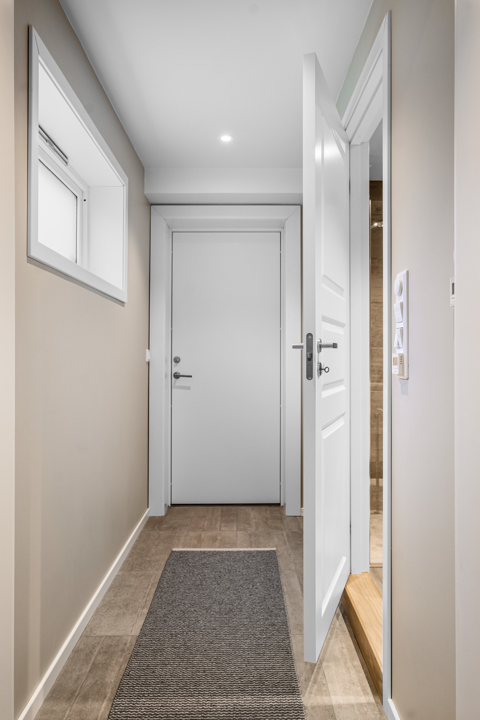 I underetasjen er det egen inngang. Galleribilde