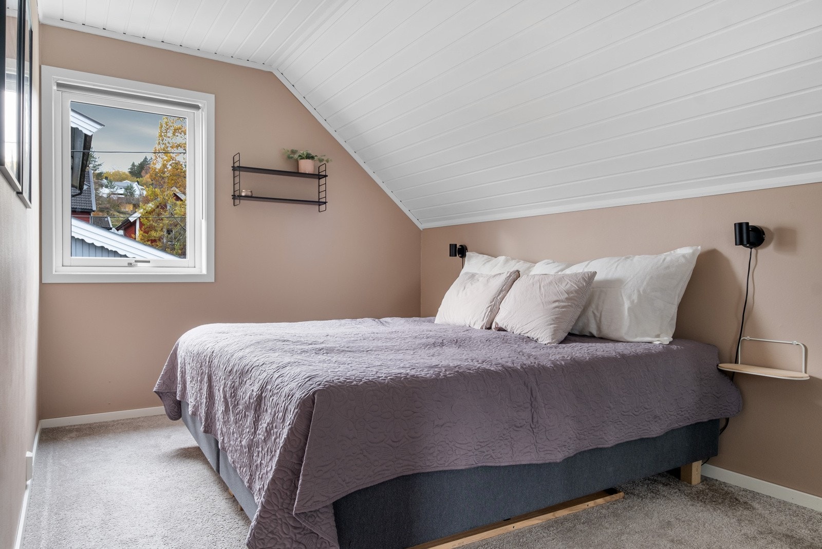Hovedsoverommet er romslig og har en god atmosfære Galleribilde