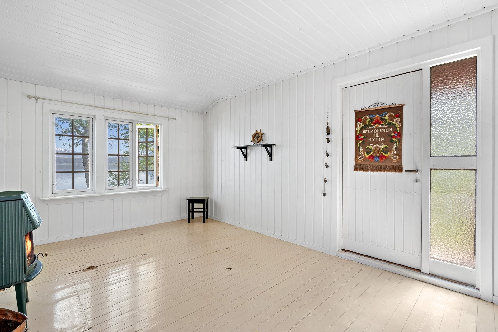 Stue med vedfyring Galleribilde