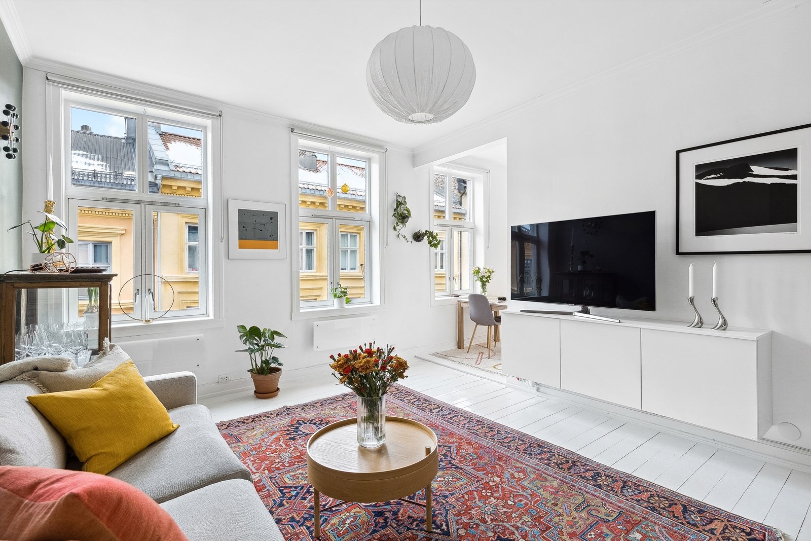 DNB Eiendom v/Isabel Limi har gleden av å presentere en lys og klassisk 3-roms i Markveien 14! Galleribilde