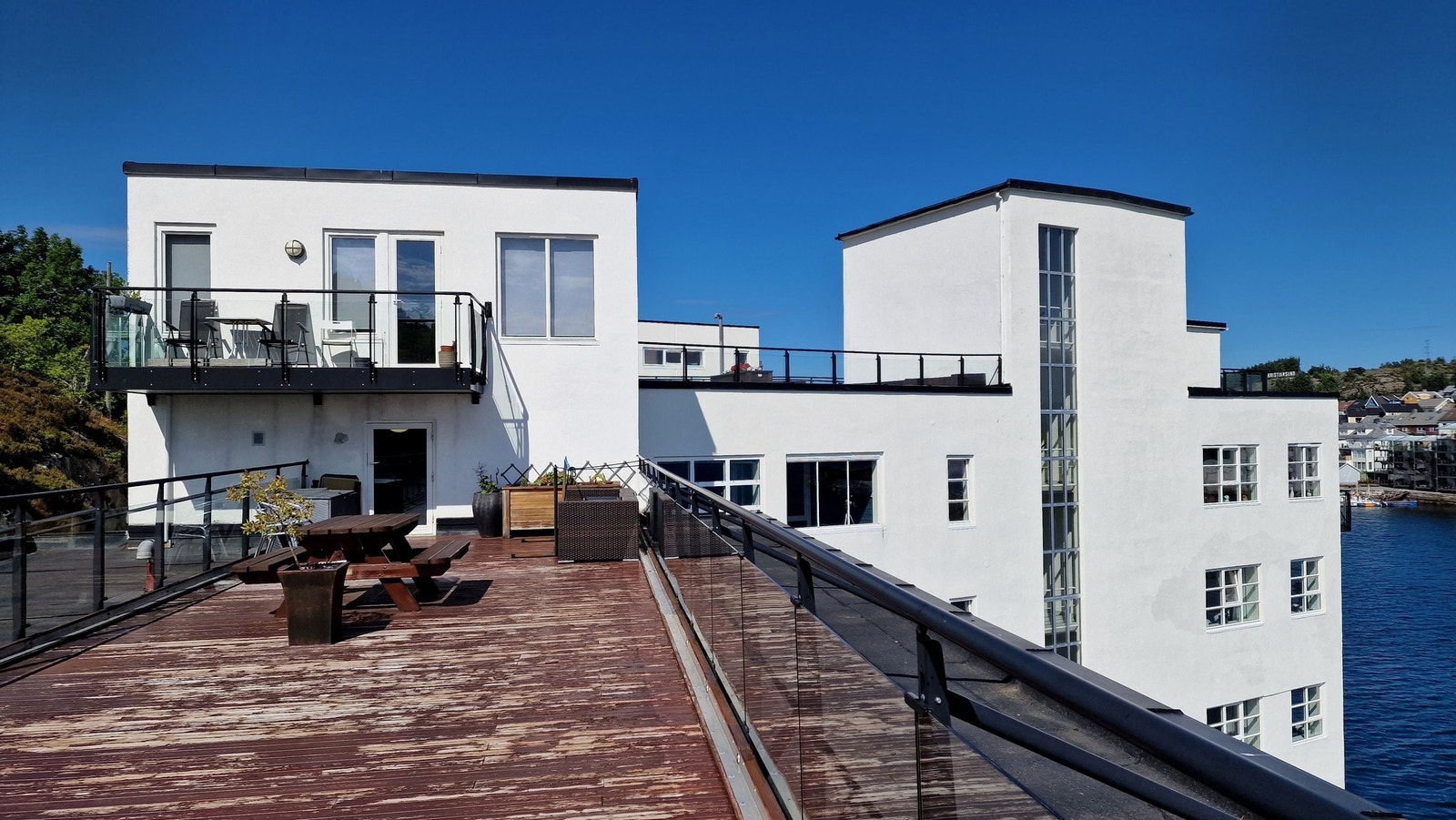 Borettslaget har flere felles takterrasser. Galleribilde