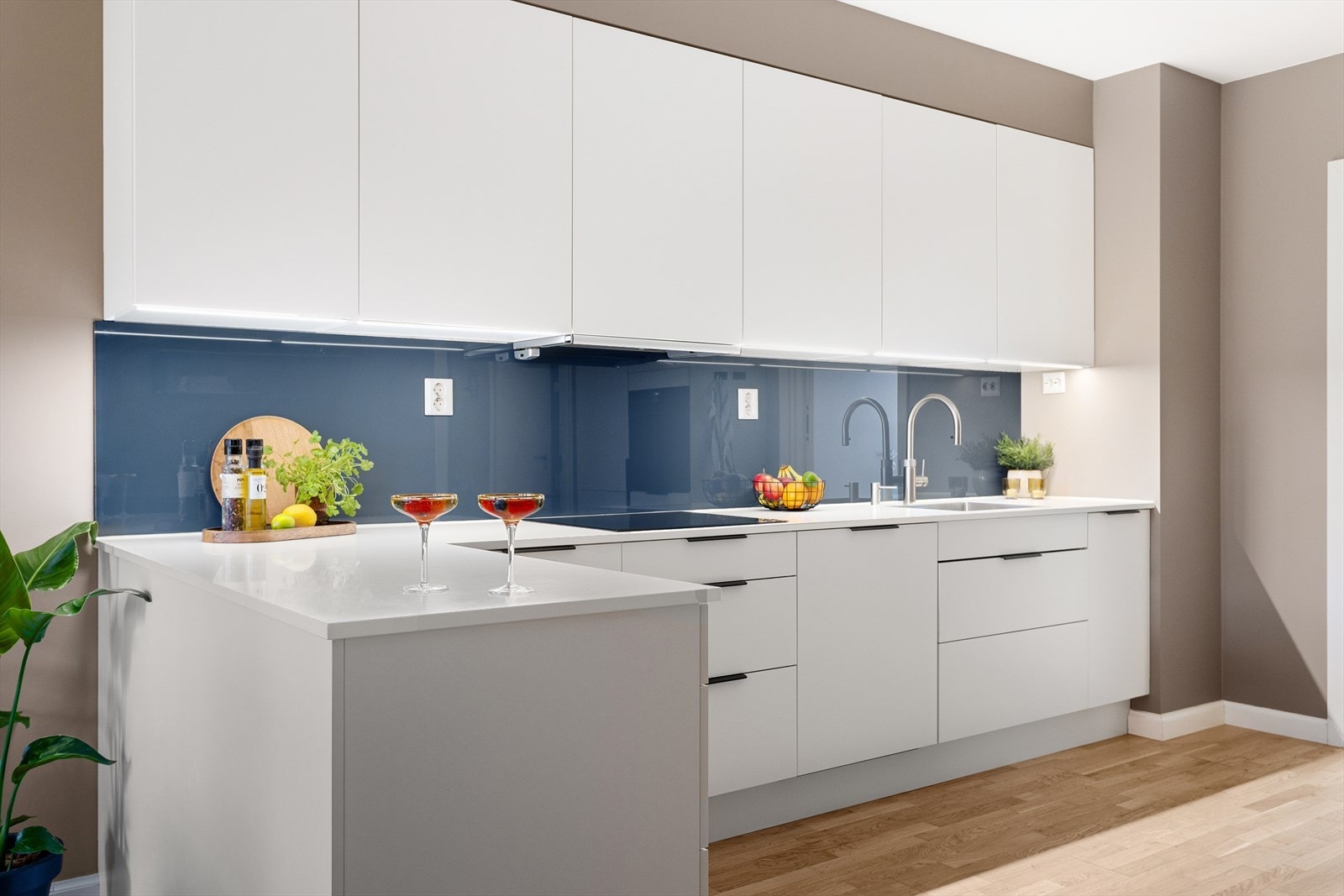 Forrige eier jobbet i HTH så her er det ikke spart på noe! Galleribilde