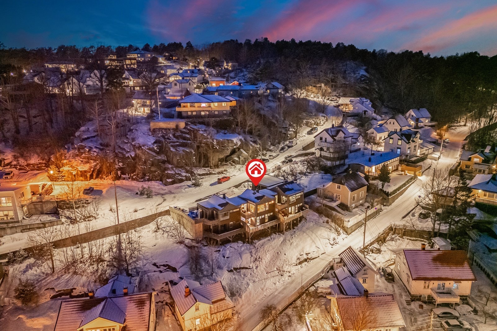 Flott turområde også rundt Brydedammen på Preståsen. Her finner man utsiktspunkter, vannspeil, åpen slette, skog, kuppert terreng og terreng som er tilpasset de med barnevogn. Galleribilde