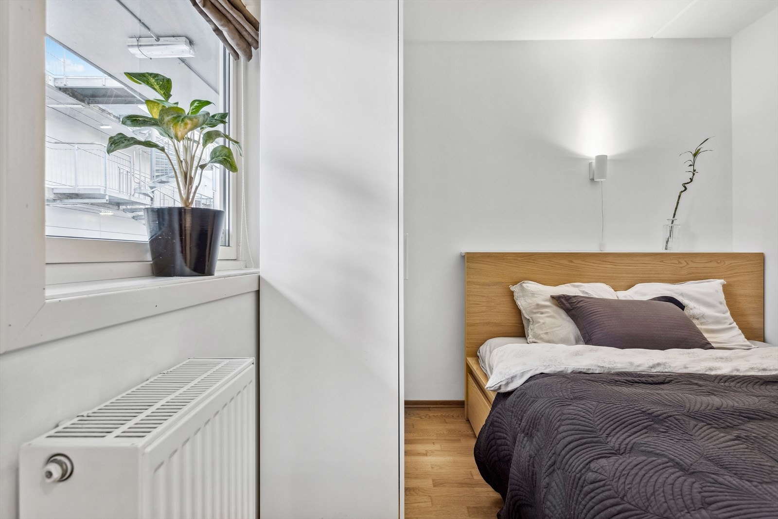 Deilig oppvarming med radiatorer med termostater. Galleribilde