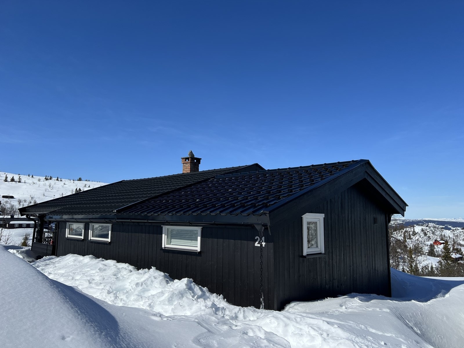 Velkommen til Fjellstølhaugen 24, en eiendom presentert av EiendomsMegler 1 Fjellmegleren! Galleribilde