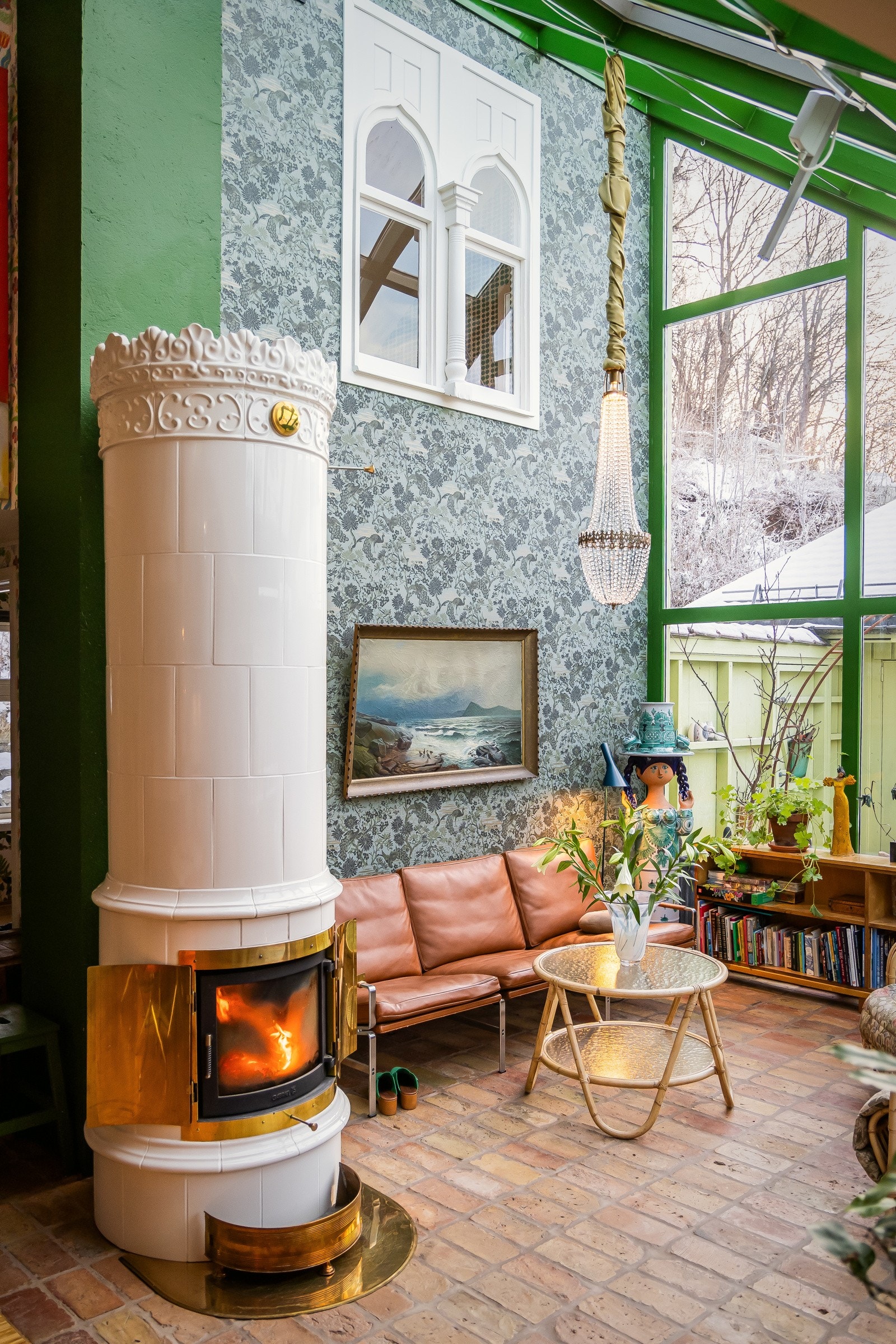 Gammelt vindu fra hotell NIMB i Tivoli København fra restaurering i 2008 Galleribilde