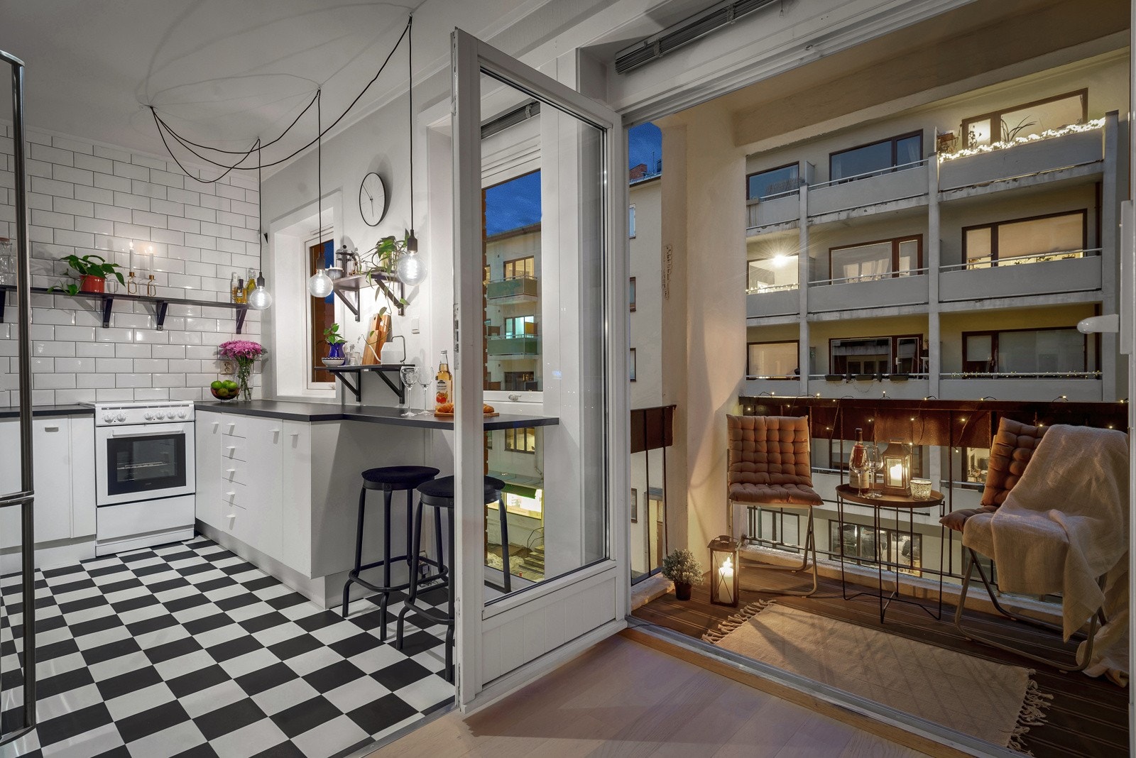 Når været er som best, og kveldene fortsatt er varme, er det deilig å rusle ut på balkongen. Galleribilde