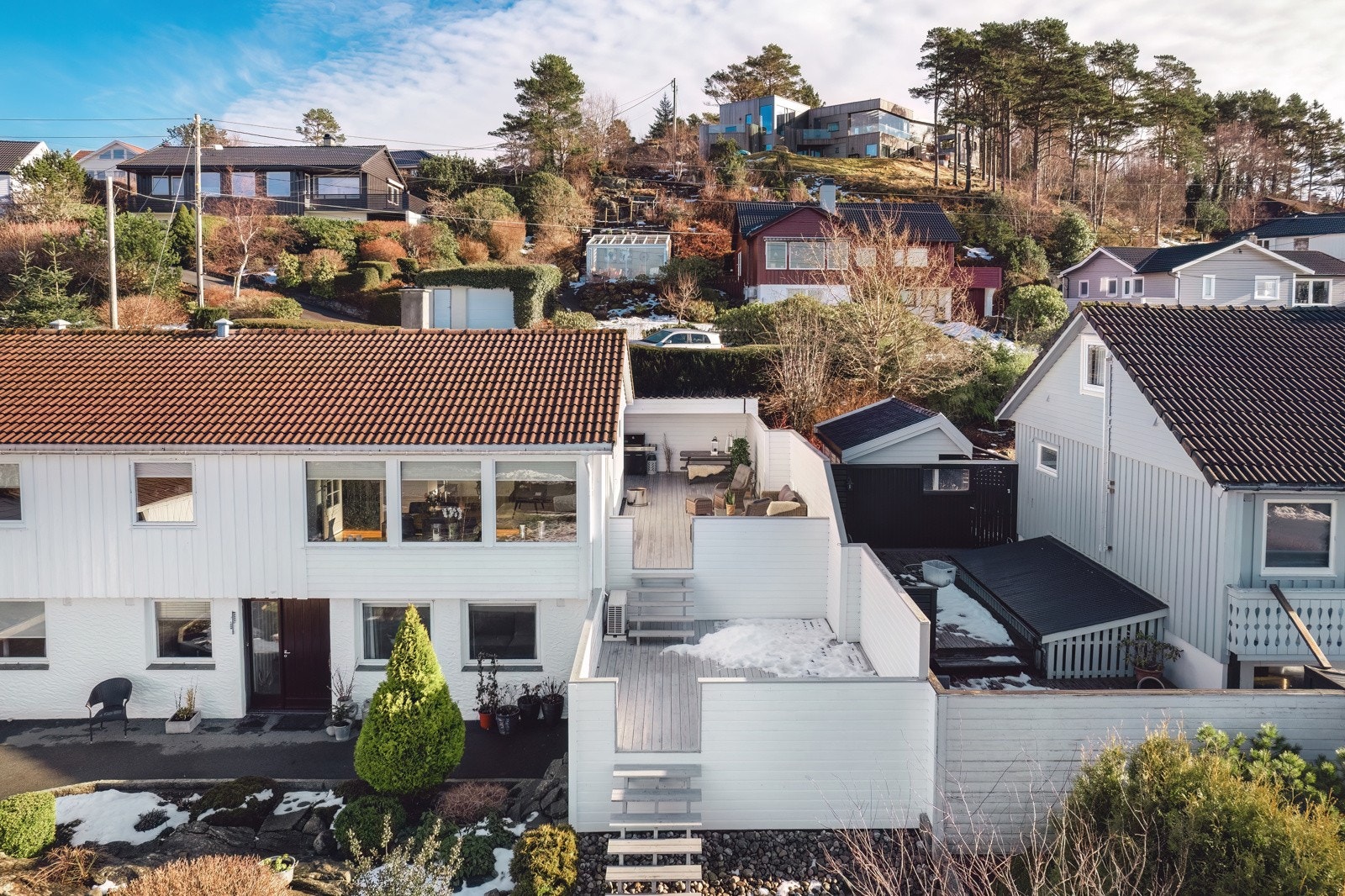 Flotte uteområder med sørvendt terrasse Galleribilde