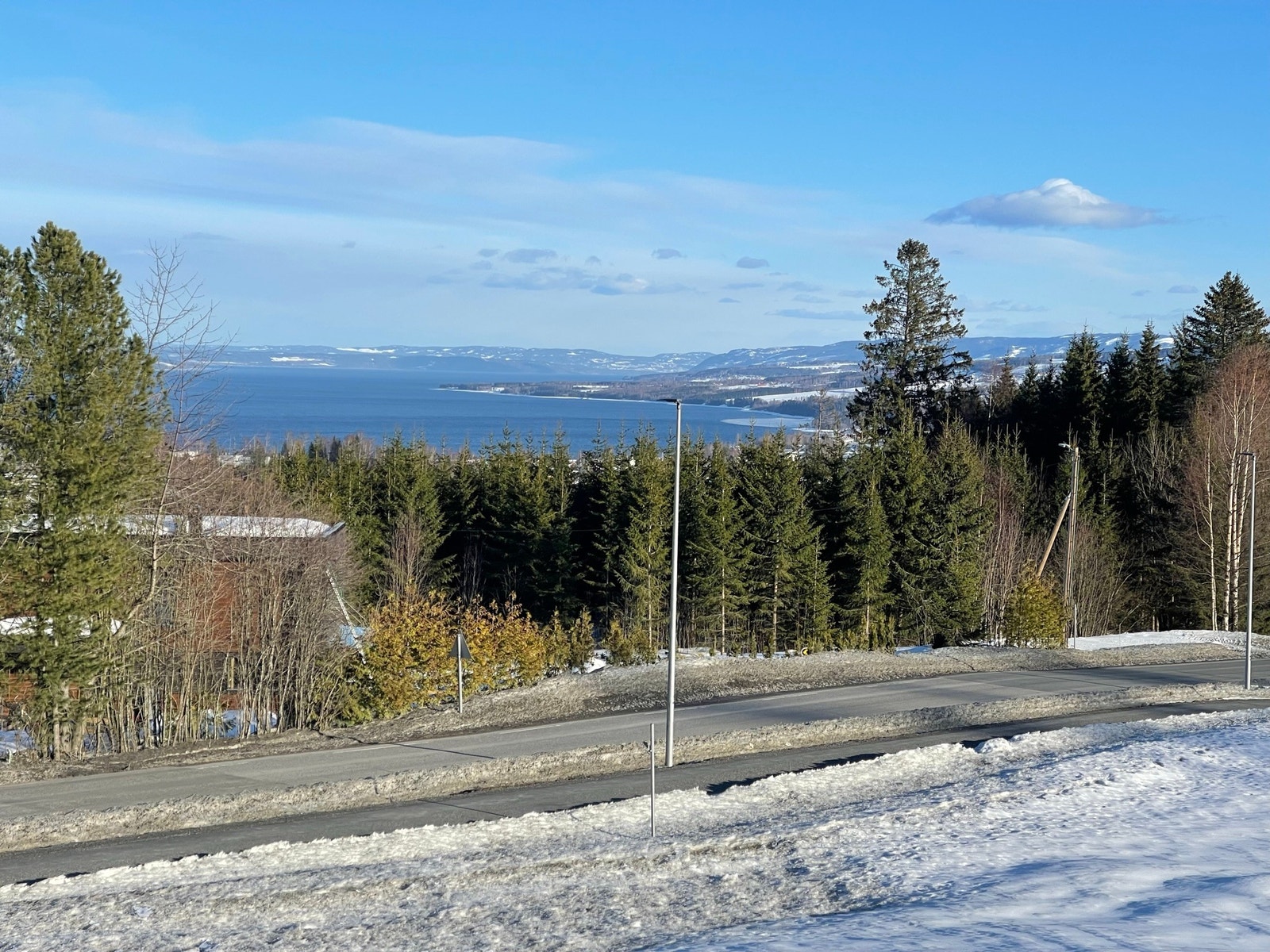 Tomten sett fra ny vinkel Galleribilde