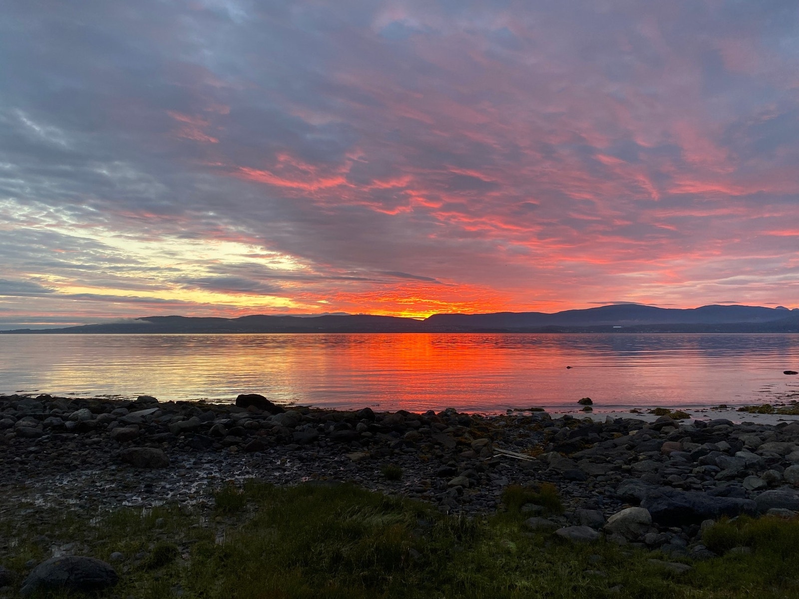 Utebilde fra naustet - selgers bilde. Galleribilde