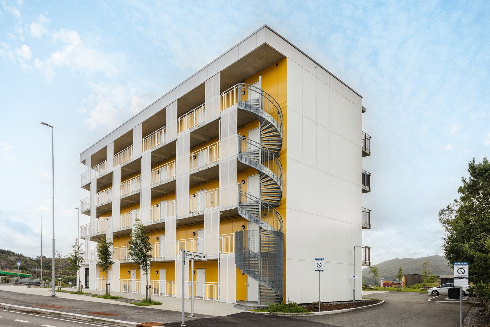 Mulighet for leie av parkeringsplass i Kystbygarasjen. Galleribilde