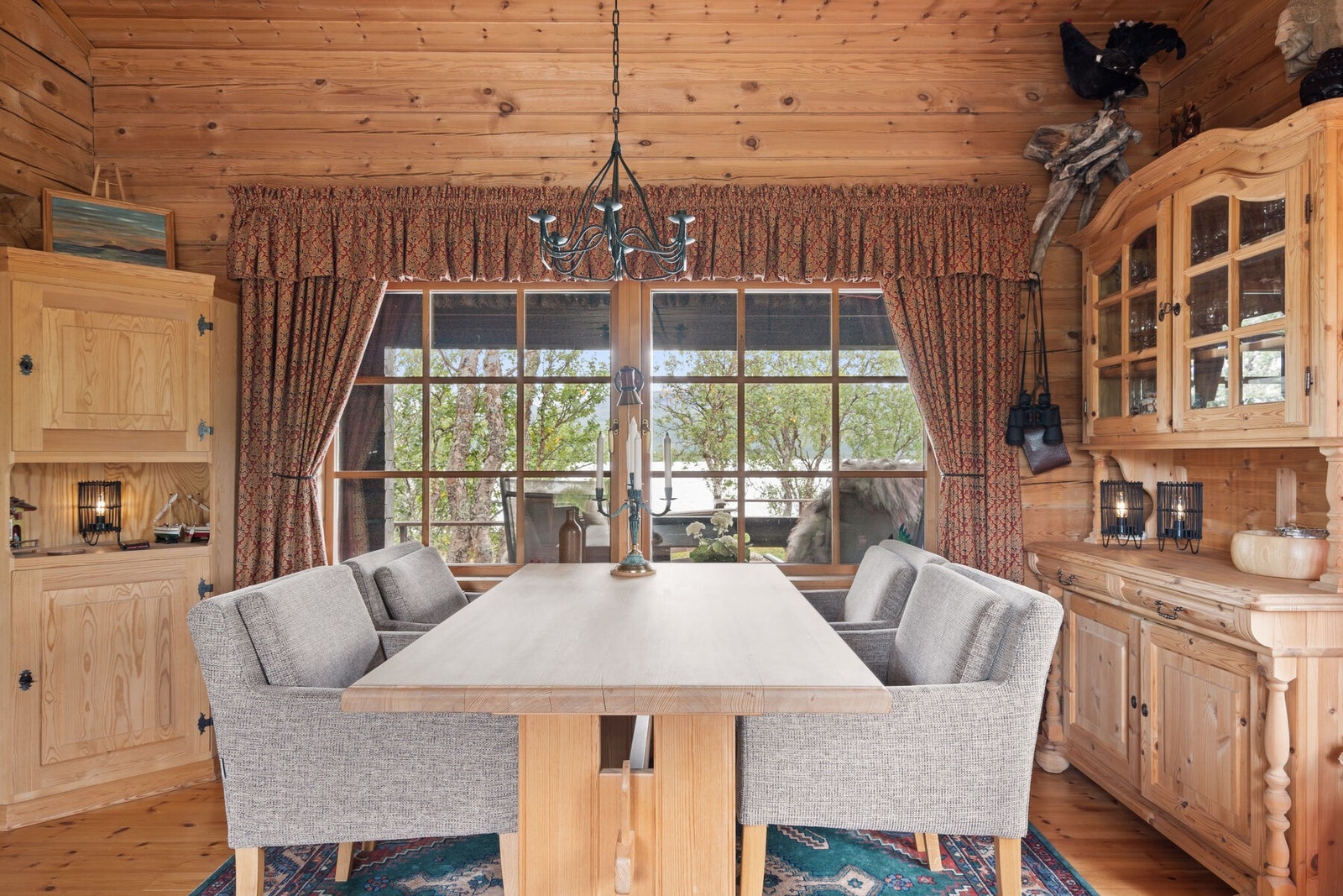 Den åpne planløsningen gir rom for flere møbleringsmuligheter Galleribilde