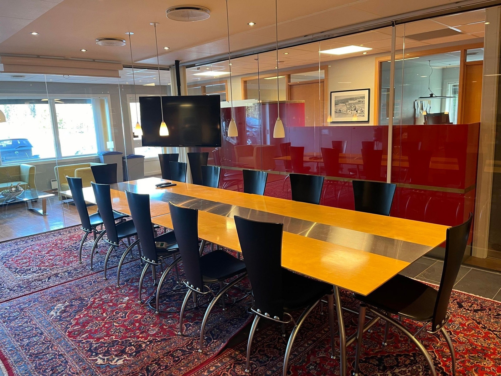 Et felles møterom som kan reserveres. Galleribilde