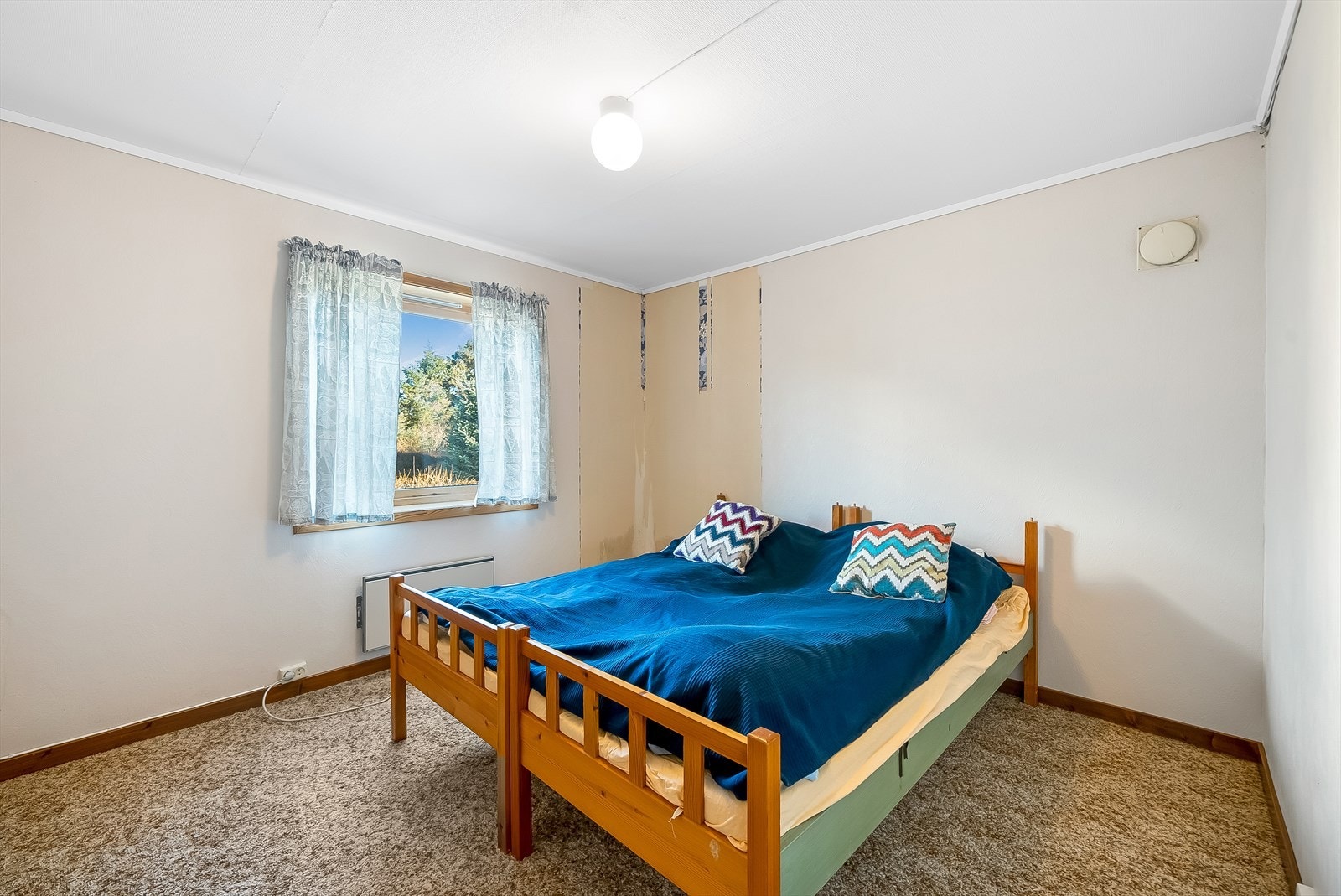 Rom i underetasjen innredet som soverom. (ikke godkent til varig opphold) Galleribilde