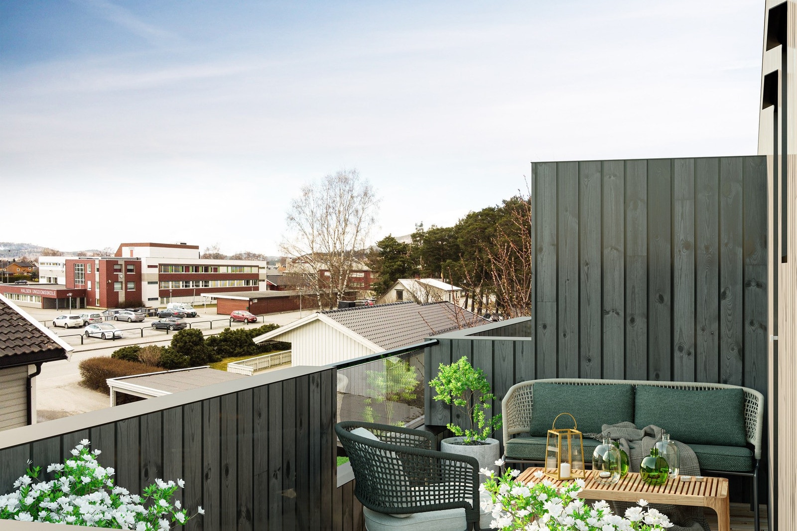 Utgang til hage på plan 1 - Veranda på plan 2 - Takterrasse. Galleribilde