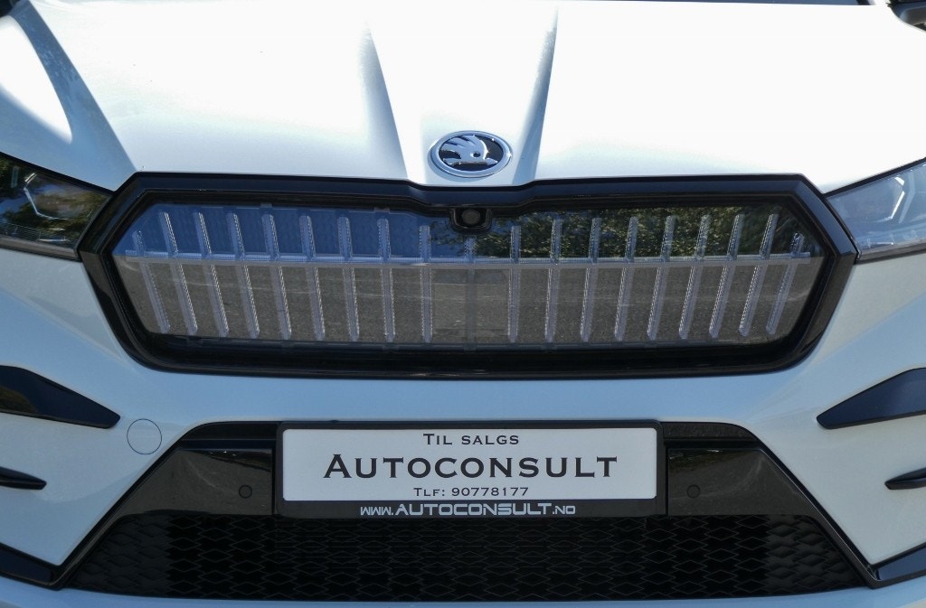 Skoda Enyaq Coupe RS 74