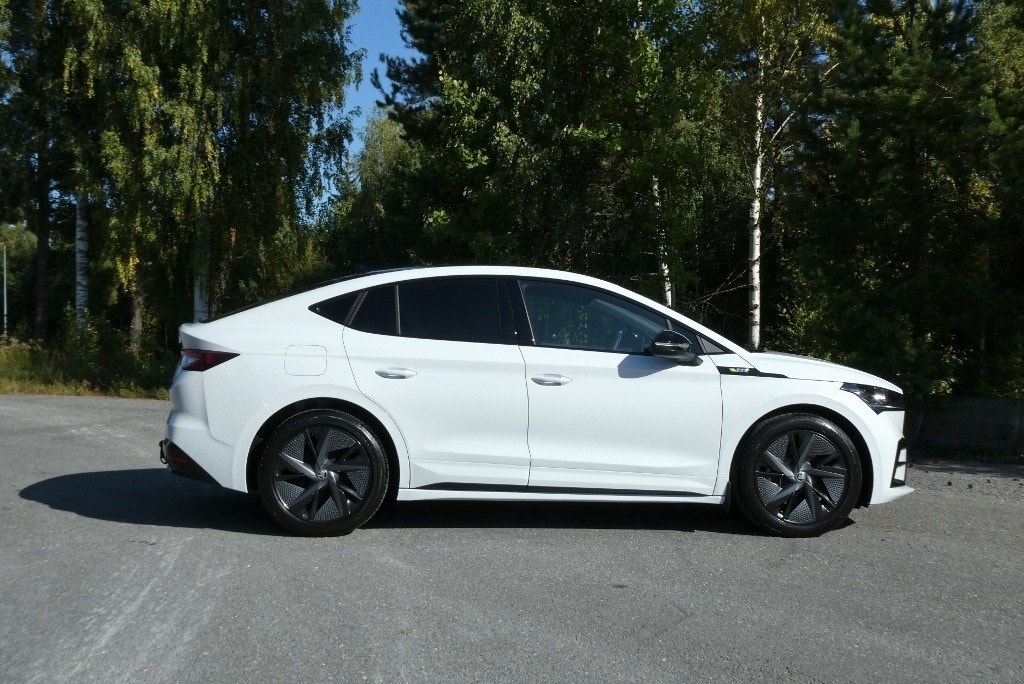 Skoda Enyaq Coupe RS 44