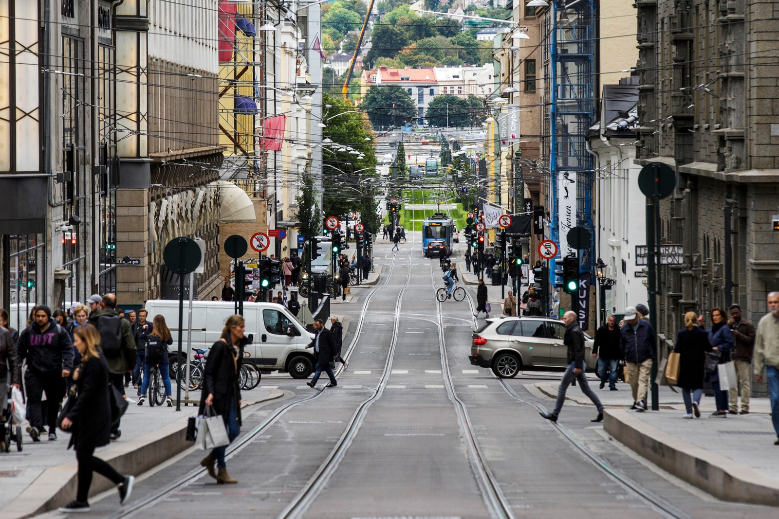 Midt i byen Galleribilde