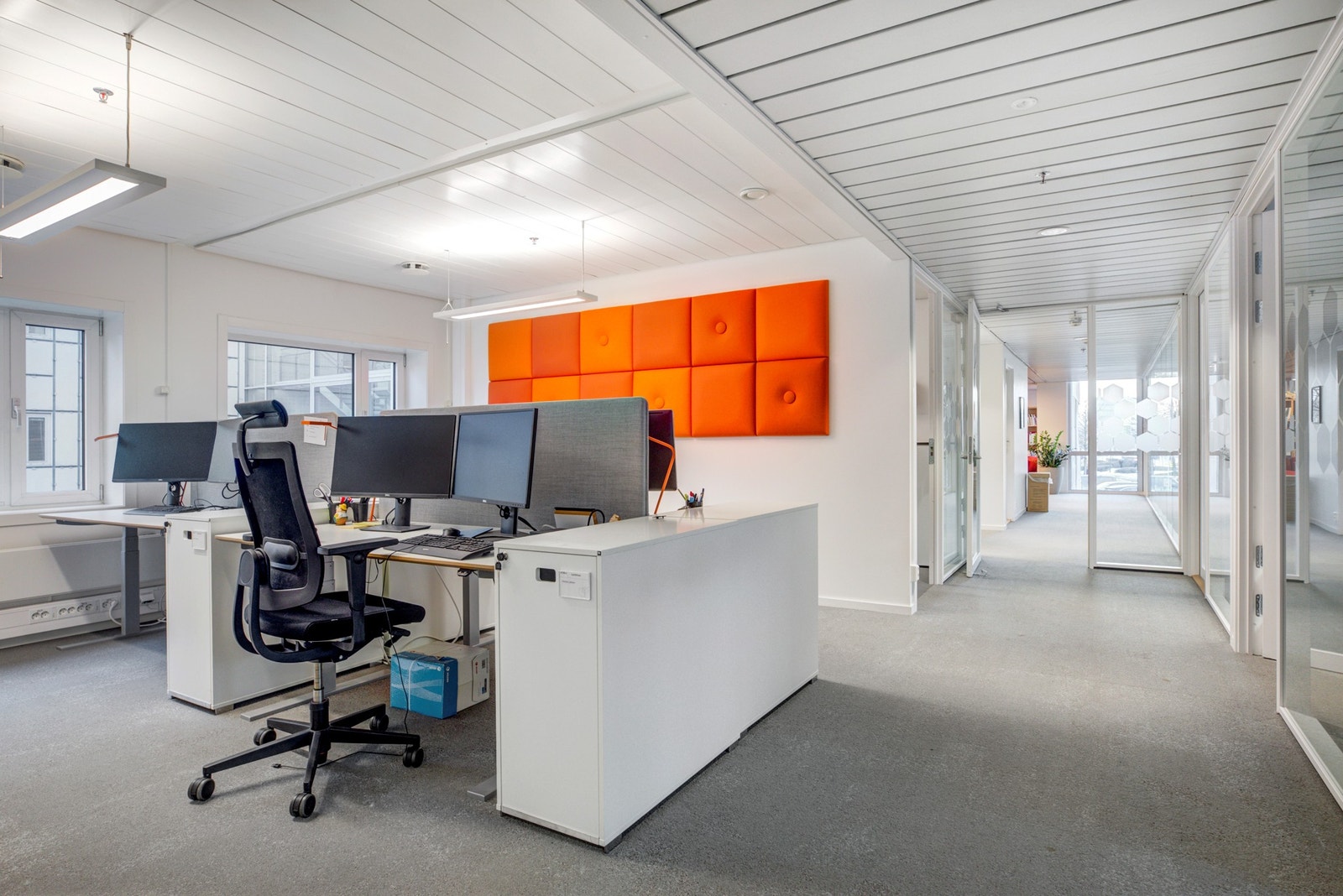 Fine arbeidsplasser Galleribilde