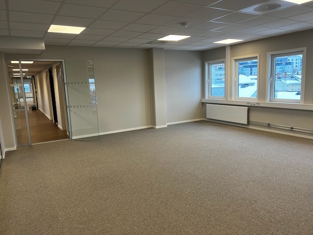 Bilde er fra etasjen under og viser et eks på hvordan lokalet kan bli etter tilpasning. Galleribilde