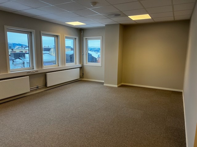 Bilde er fra etasjen under og viser et eks på hvordan lokalet kan bli etter tilpasning. Galleribilde