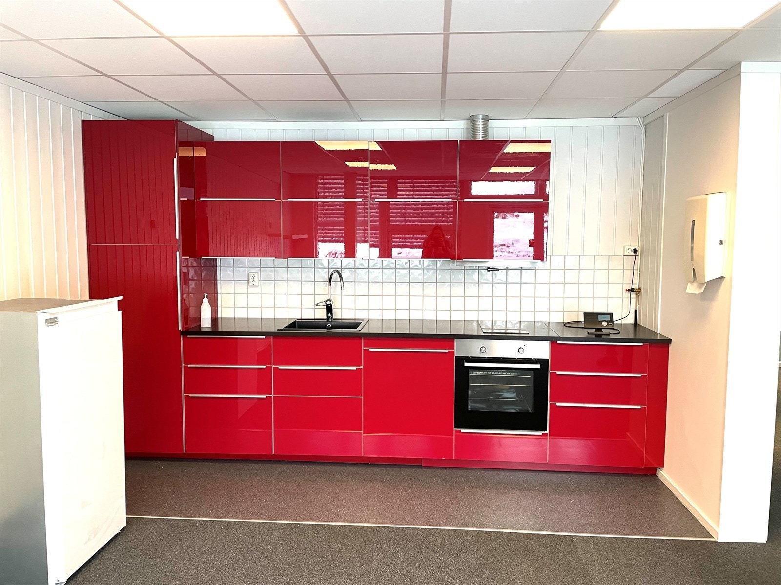 1. etasje kjøkken med spiserom Galleribilde