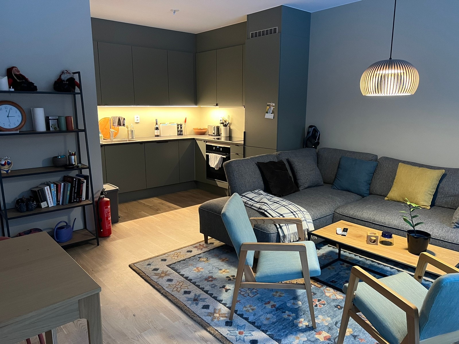 Åpen kjøkken-stue løsning Galleribilde